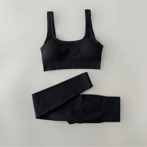 Rubbed black yoga set small